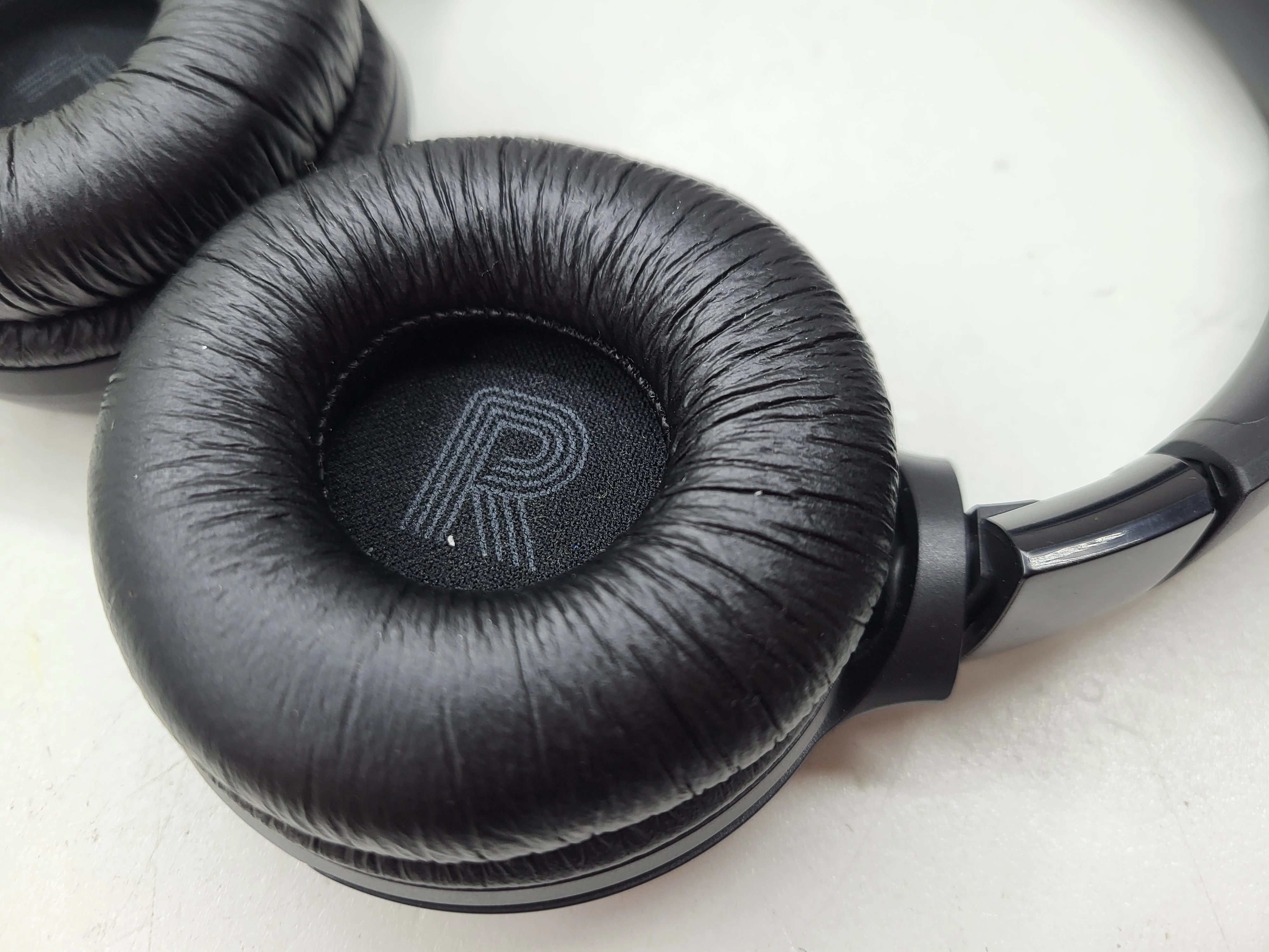 nauszne-sluchawki-bezprzewodowe-jbl-tune-525bt-model-250439-1920145