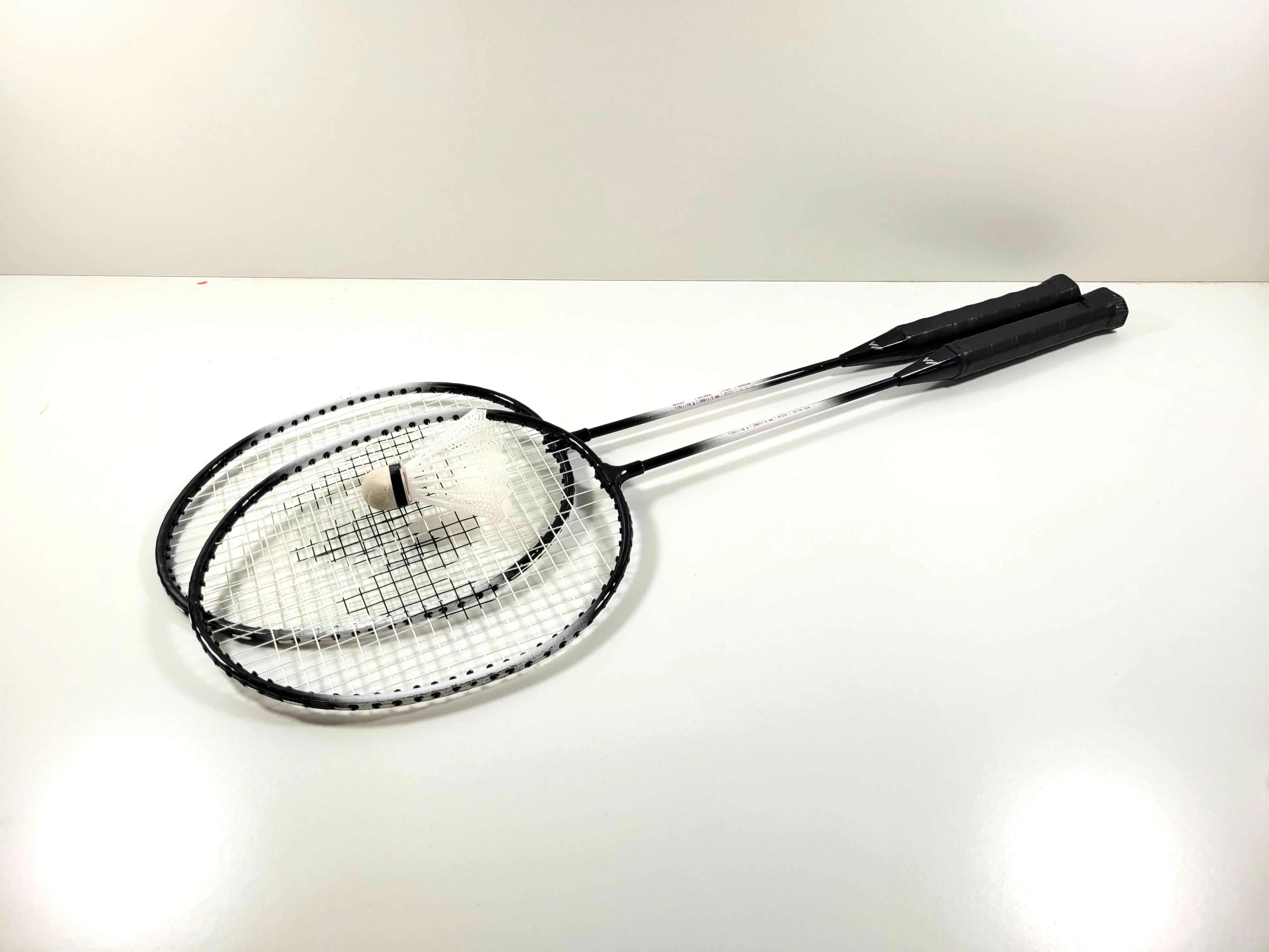 paletki-do-badmintona-martes-stan-11323-2