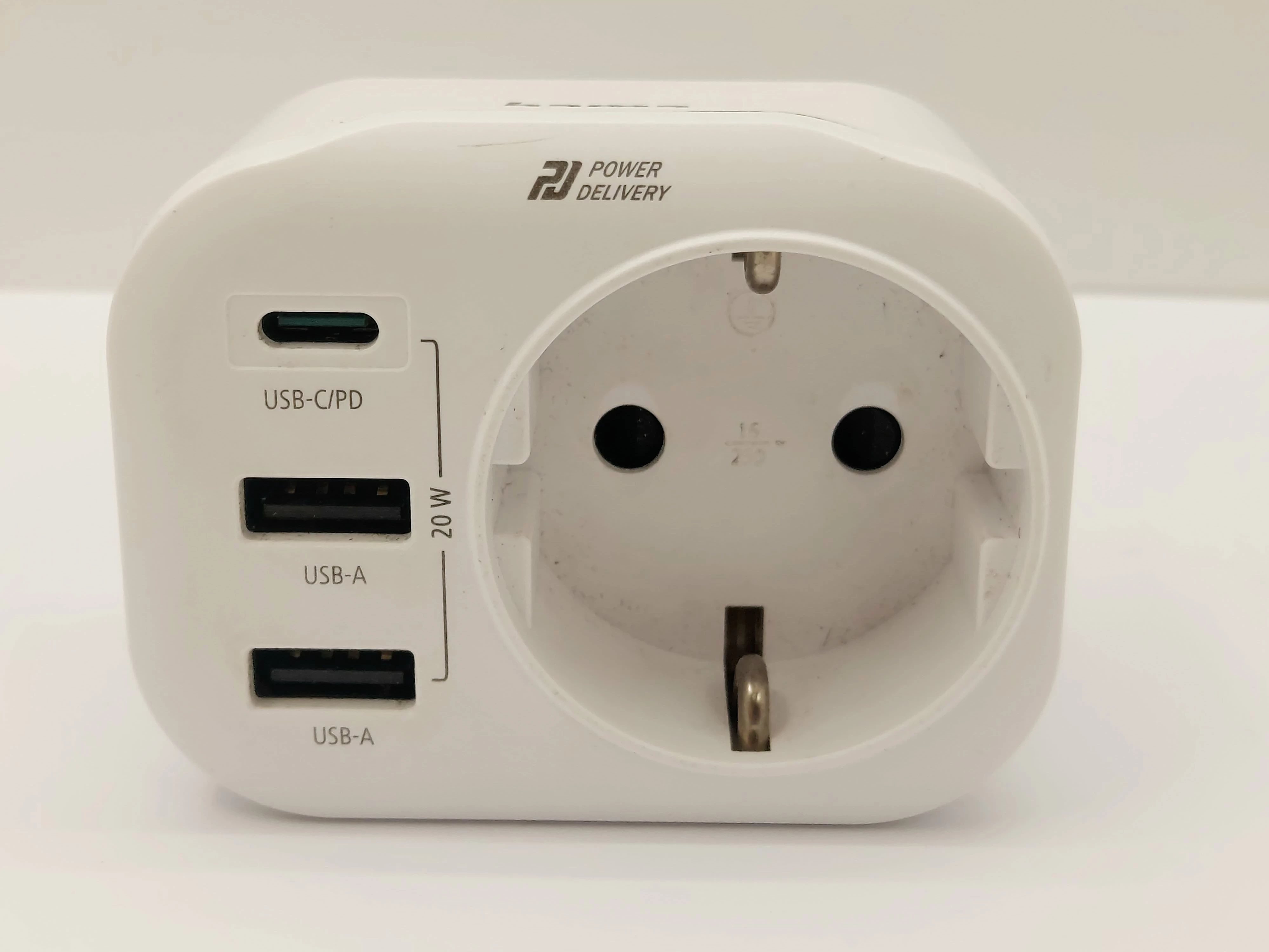 gniazdo-elektryczne-ladowarka-hama-00223342-usb-c-pdx1-usb-a-x2-20w-grabiszynska-30-wroclaw