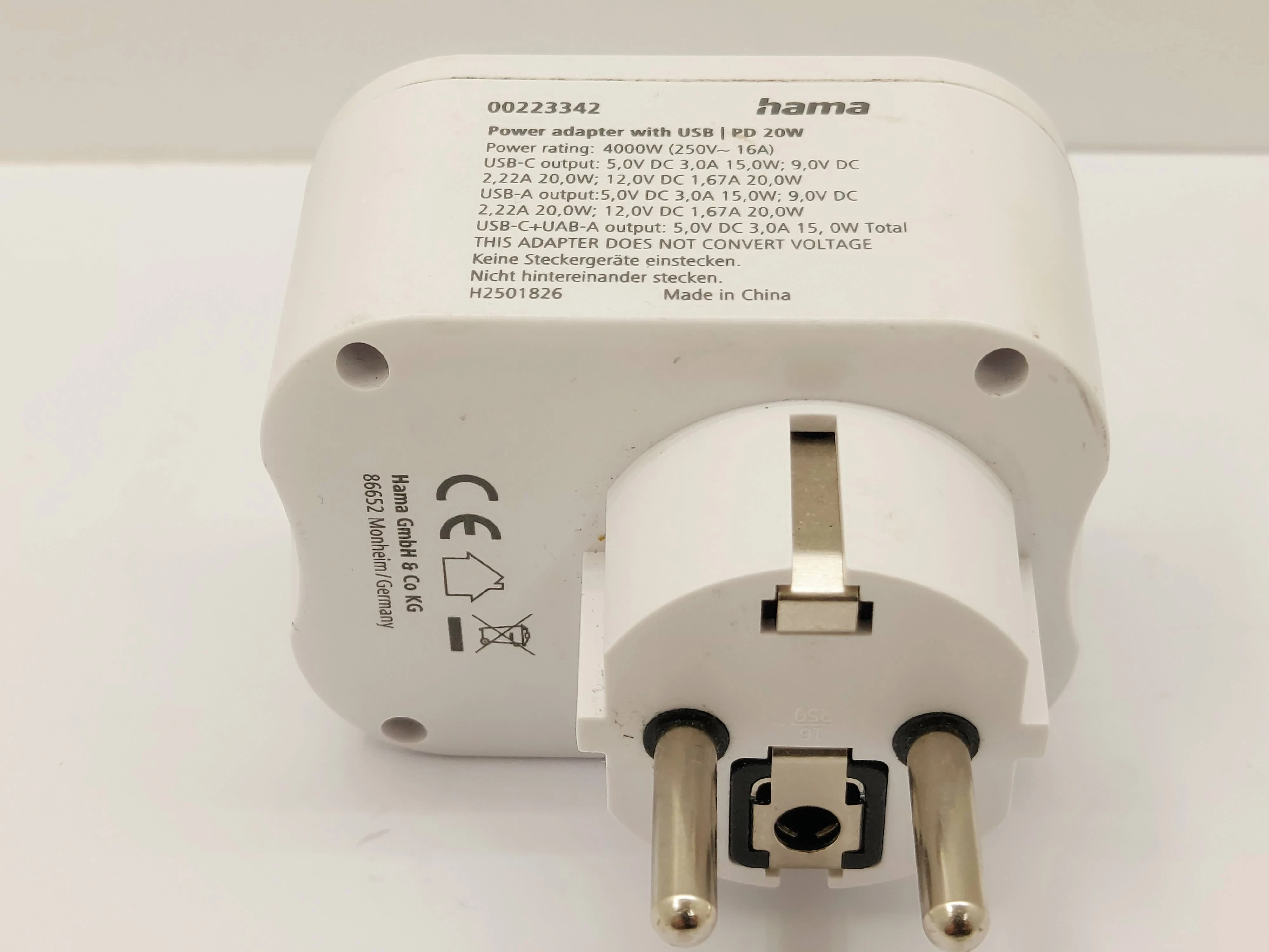 gniazdo-elektryczne-ladowarka-hama-00223342-usb-c-pdx1-usb-a-x2-20w-model-00223342