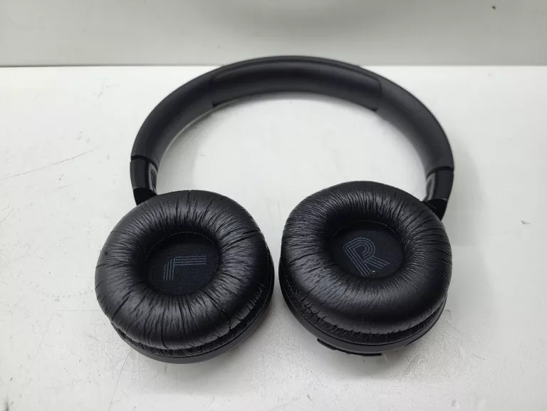 nauszne-sluchawki-bezprzewodowe-jbl-tune-525bt-kod-producenta-t525btwht