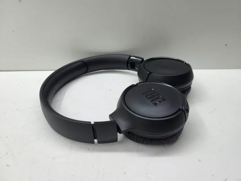 nauszne-sluchawki-bezprzewodowe-jbl-tune-525bt-kolor-dominujacy-129357-3