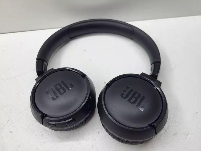 nauszne-sluchawki-bezprzewodowe-jbl-tune-525bt-ean-gtin-1200130006982