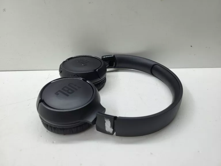 nauszne-sluchawki-bezprzewodowe-jbl-tune-525bt-transmisja-sygnalu-203713-217785