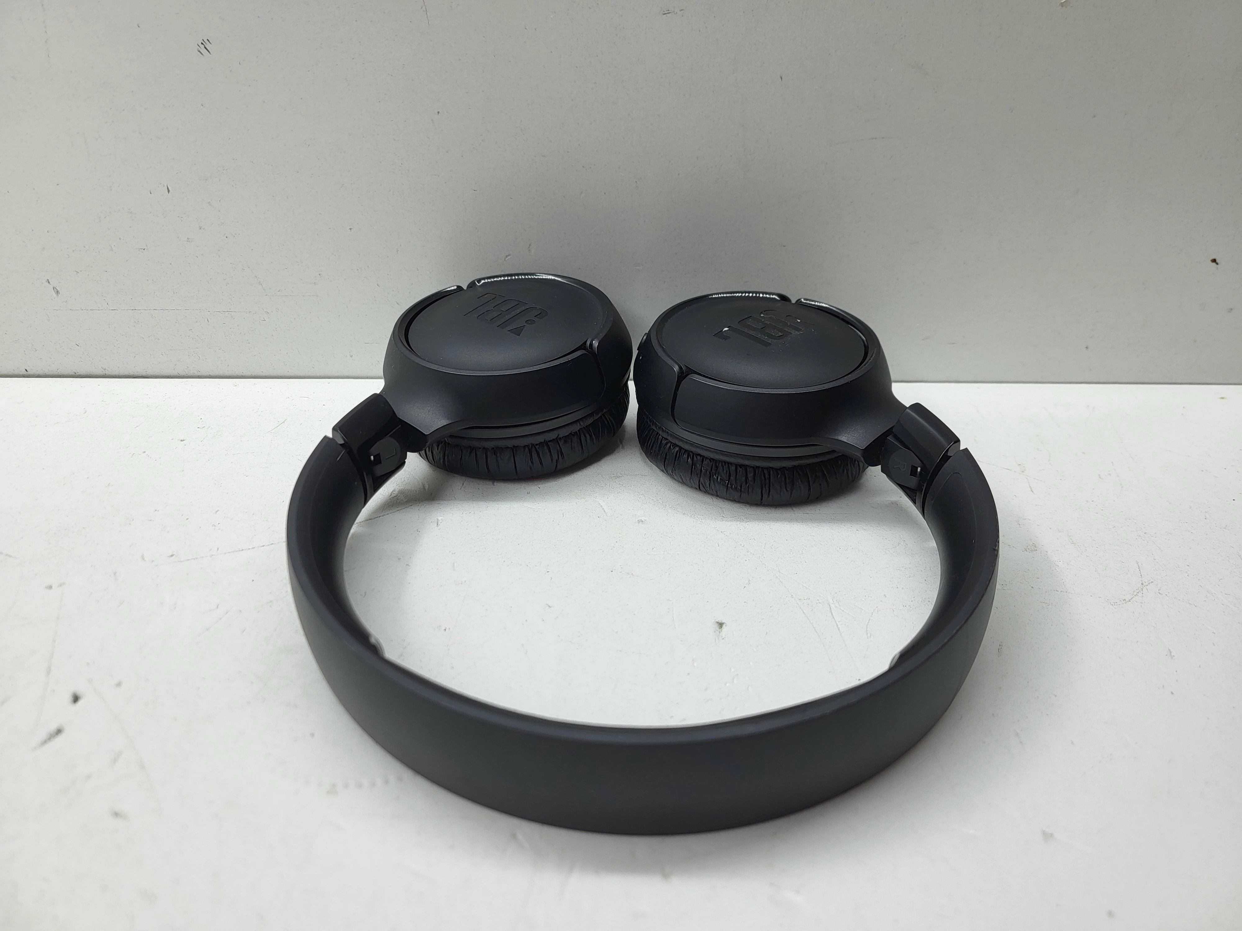 nauszne-sluchawki-bezprzewodowe-jbl-tune-525bt-rodzaj-sluchawek-203681-217745