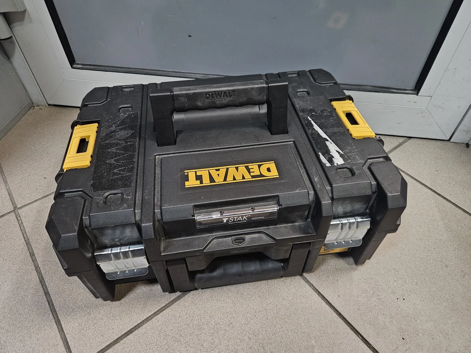 walizka-do-dewalt-dch273nt-saturna-41-glogow