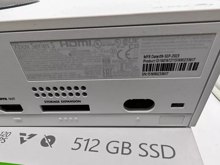 konsola-xbox-series-s-512gb-pad-rozowy-kod-producenta-ep2-10061