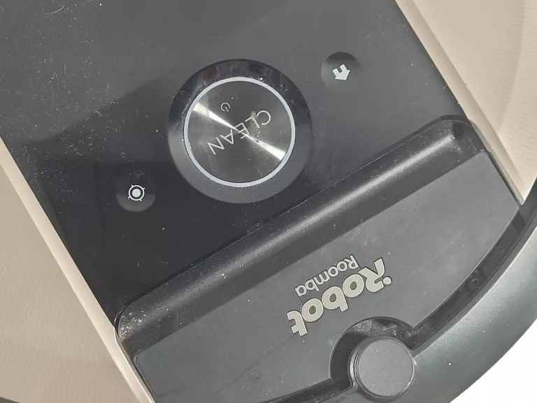 odkurzacz-irobot-roomba-i6-kolor-dominujacy-129357-3