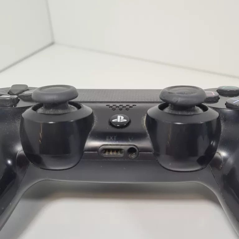 pad-ps4-czarny-kod-producenta-9950103