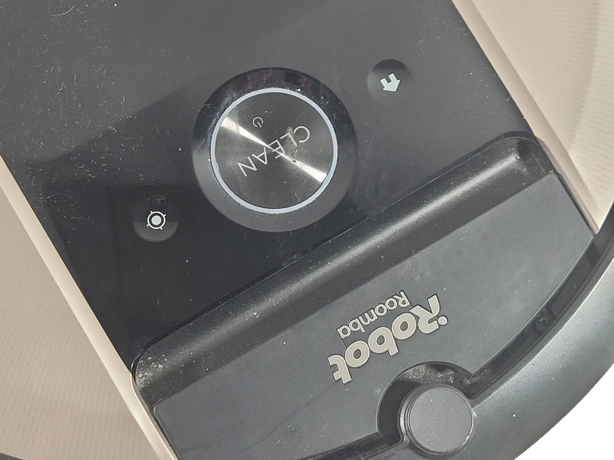 odkurzacz-irobot-roomba-i6-kolor-dominujacy-129357-3