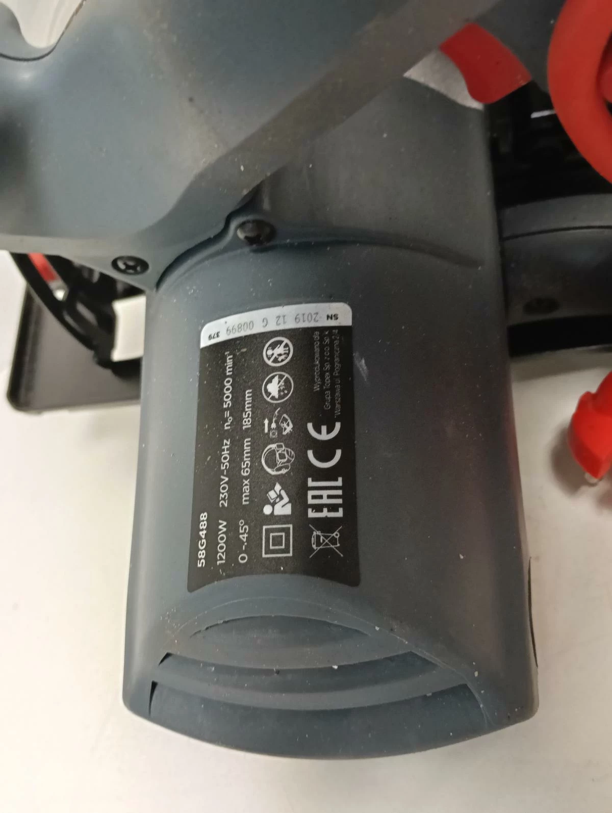 pilarka-graphite-58g488-walizka-srednica-otworu-pily-2000