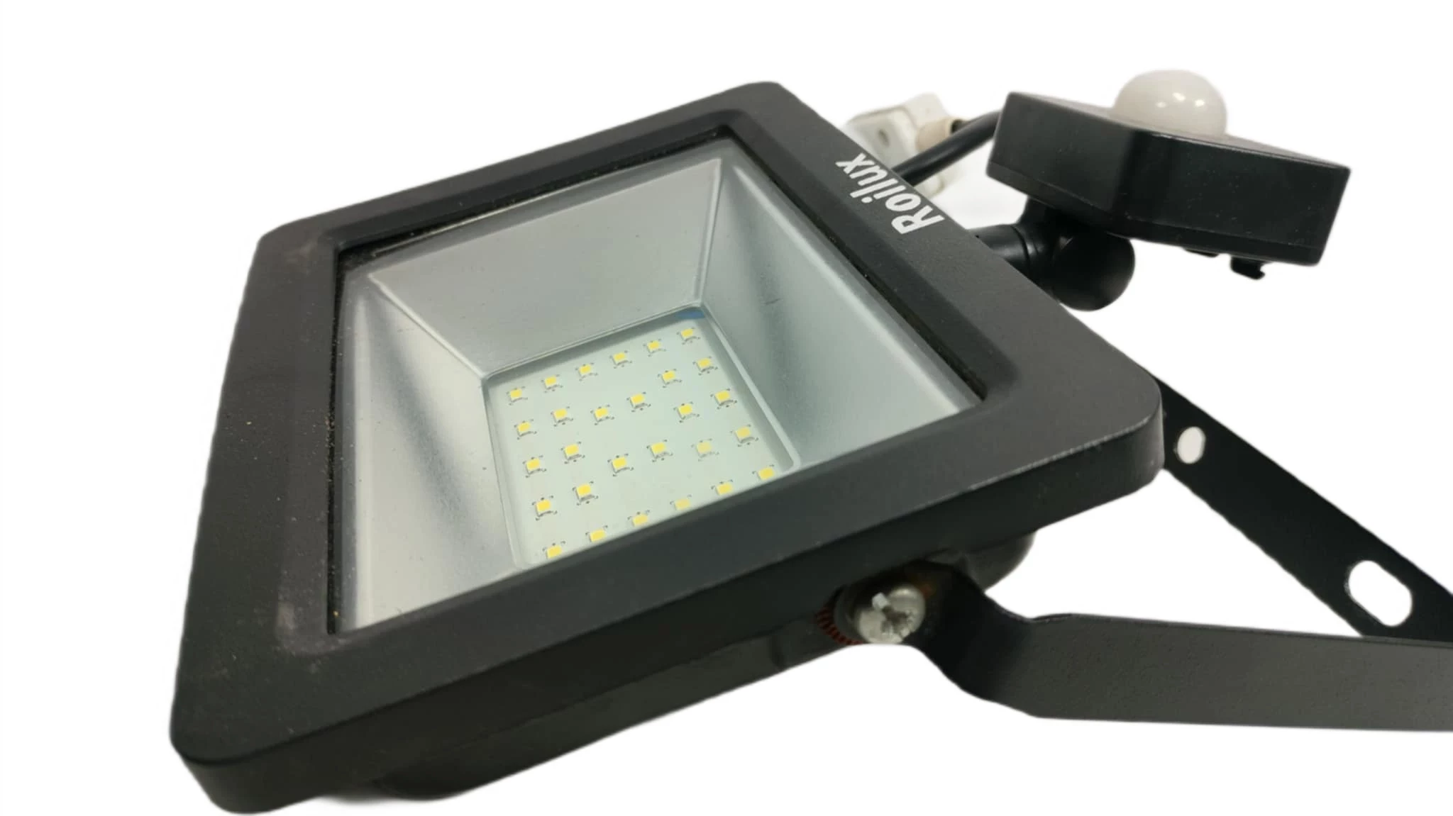 lampa-roilux-floodlight-6400k-30w-z-czujnikiem-ruchu-moc-znamionowa-3000