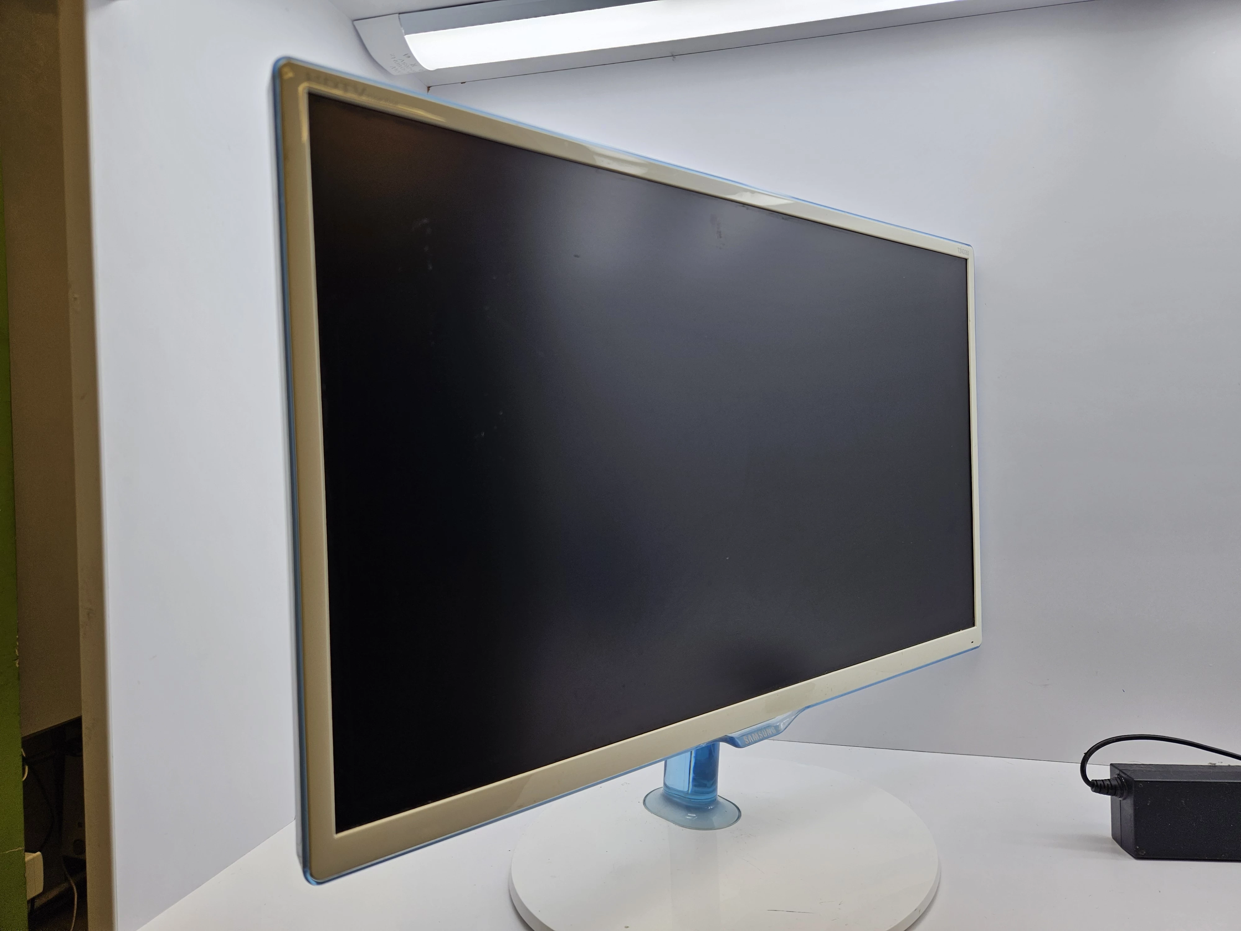 monitor-samsung-24-t24d391ew-z-funkcja-tv-stan-11323-2