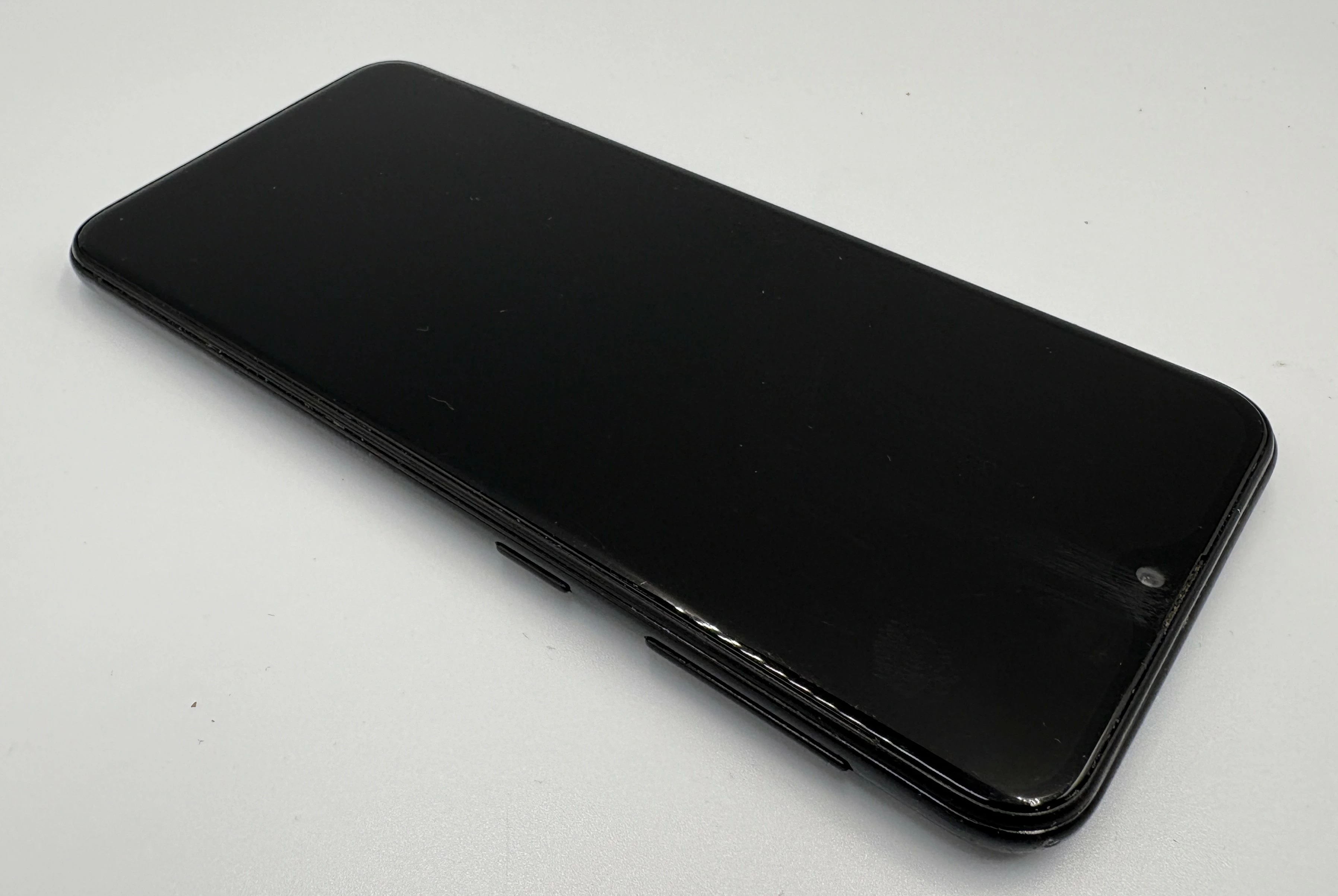 telefon-samsung-galaxy-a20e-332gb-przekatna-ekranu-580