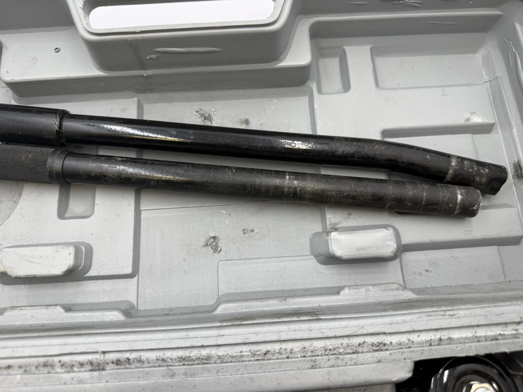 podnosnik-hydrauliczny-zaba-2t-walizka-udzwig-200000