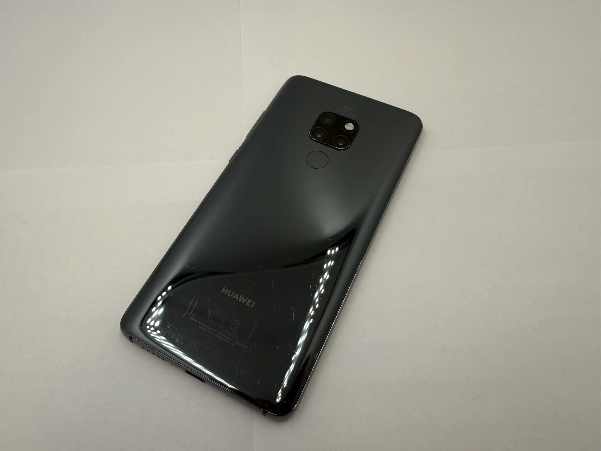 telefon-huawei-mate-20-4128gb-pamiec-ram-202865-214121