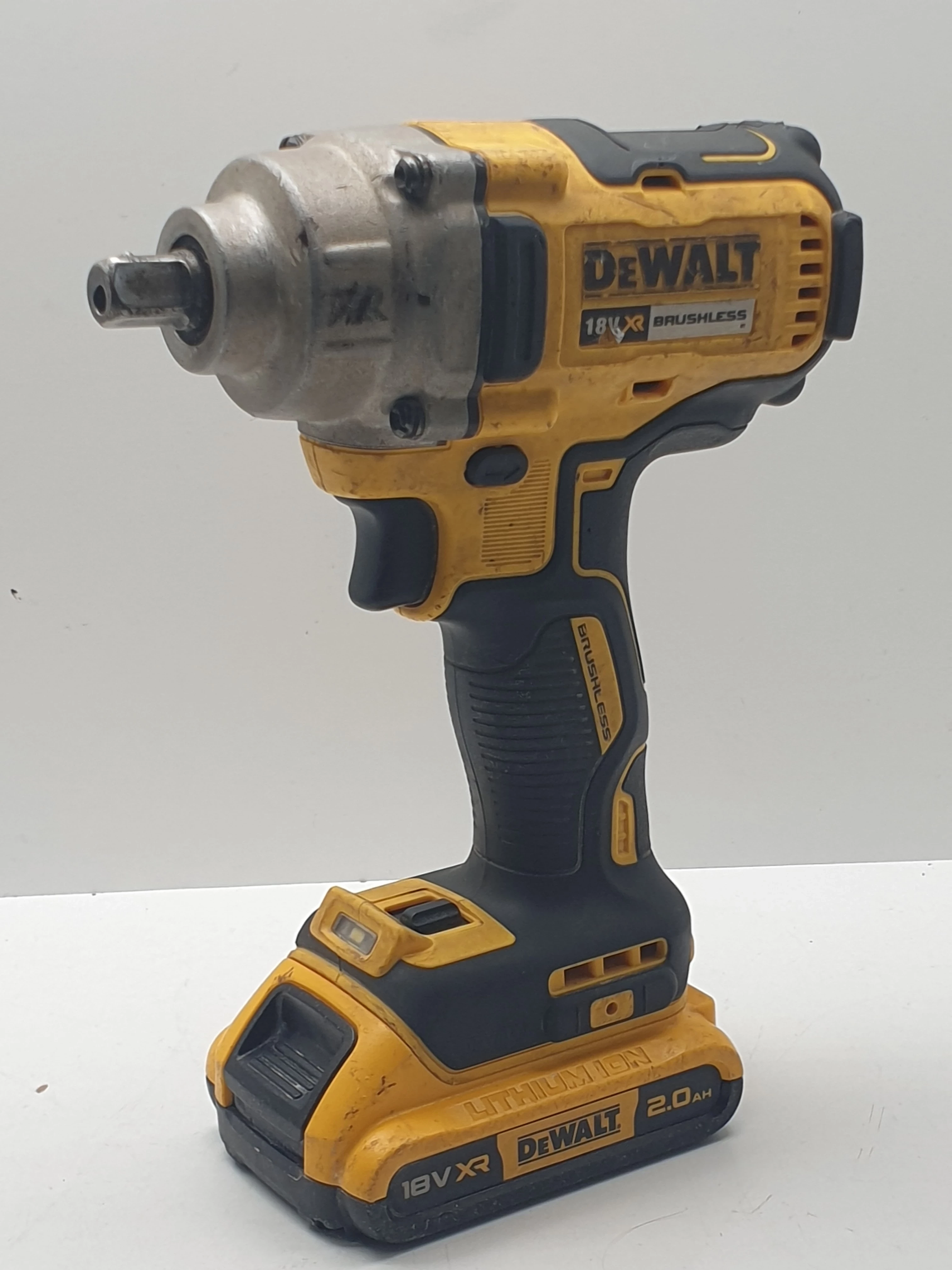 klucz-udarowy-dewalt-dcf894-zakretarka-marka-248811-950256