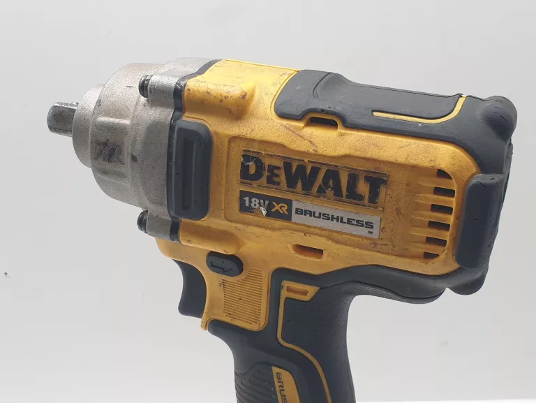 klucz-udarowy-dewalt-dcf894-zakretarka-pojemnosc-akumulatora-2