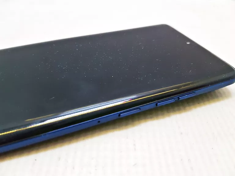 telefon-smartfon-motorola-edge-60-12-gb-512-gb-sam-stan-11323-2