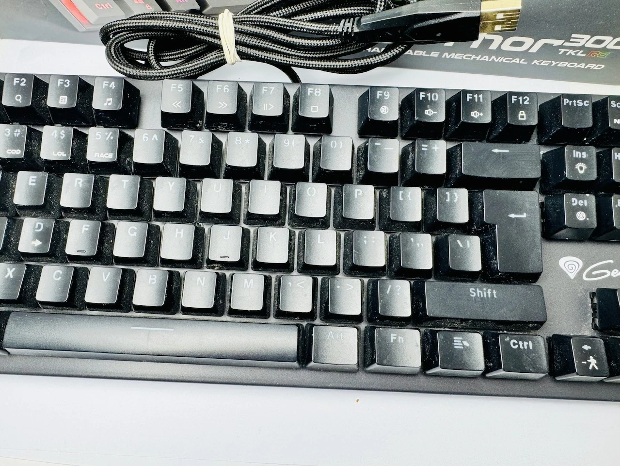 klawiatura-genesis-thor-300-tkl-interfejs-1247-1