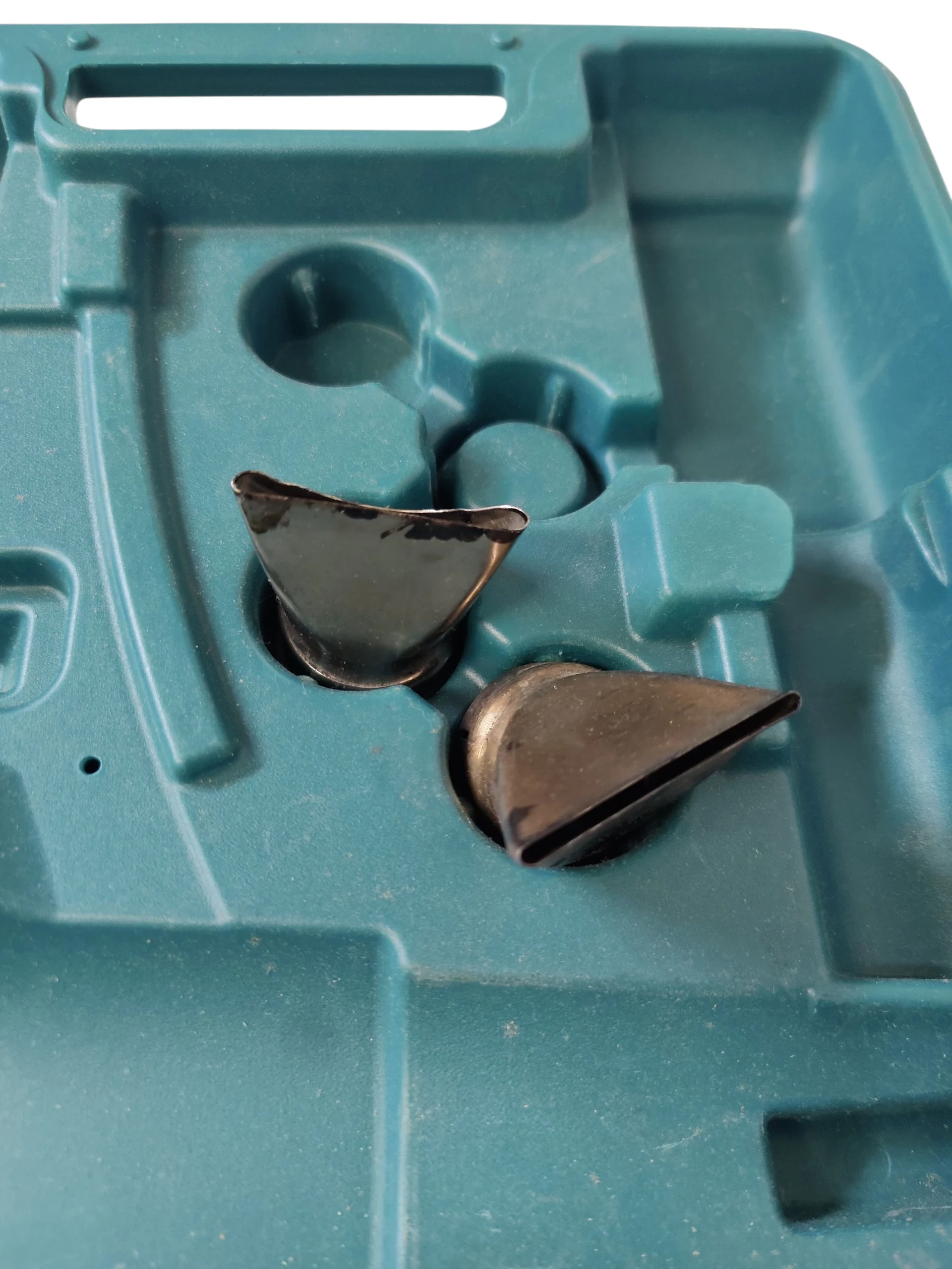 opalarka-makita-hg5012-walizka-3-dysze-ean-gtin-088381604833