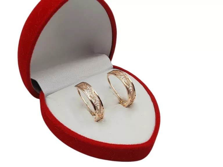 niezwykle-zlote-kolczyki-material-15835-2