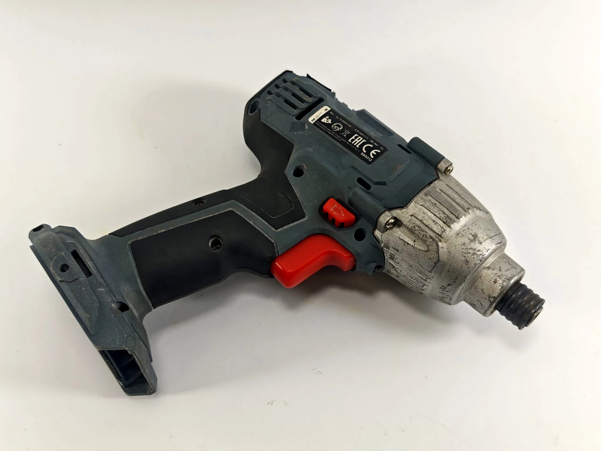 zakretarka-graphite-58g012-body-rodzaj-silnika-204657-221321