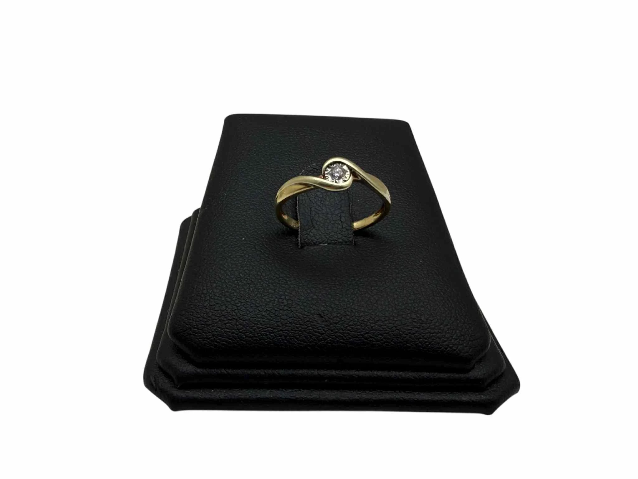 piekny-zloty-pierscionek-z-brylantem-149g-585-r9-rodzaj-2205-2