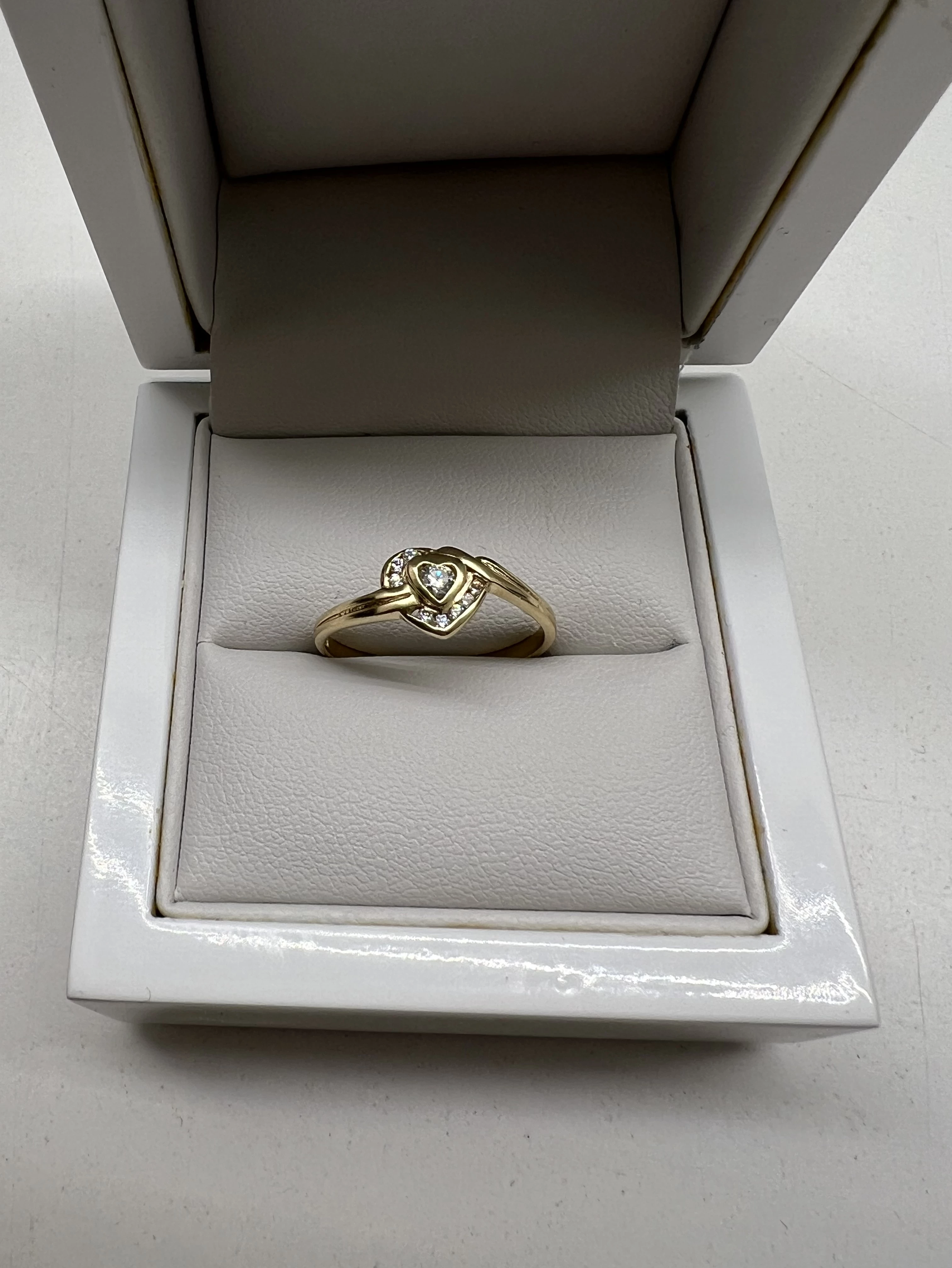 uroczy-zloty-pierscionek-serce-585-196-r19-stan-11323-2