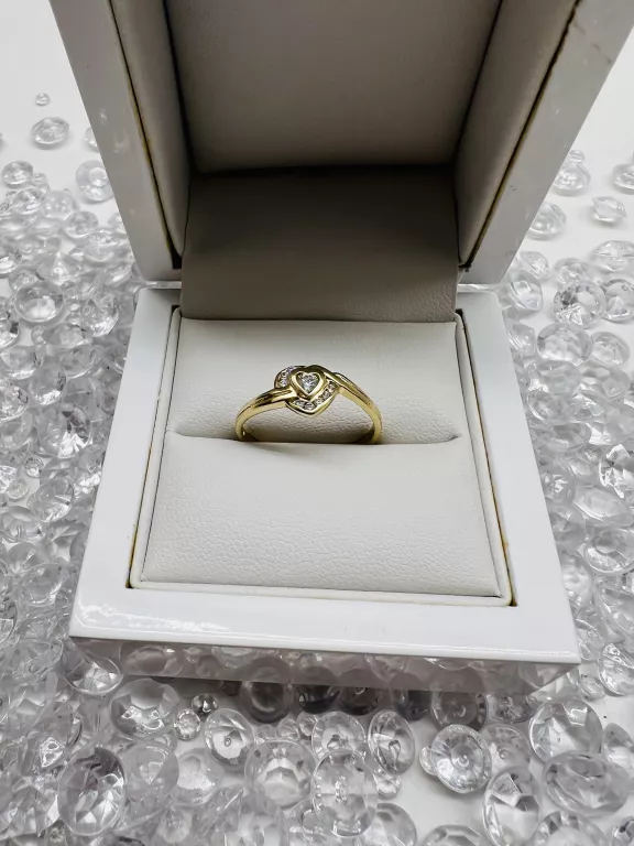 uroczy-zloty-pierscionek-serce-585-196-r19-gajowa-70-wroclaw