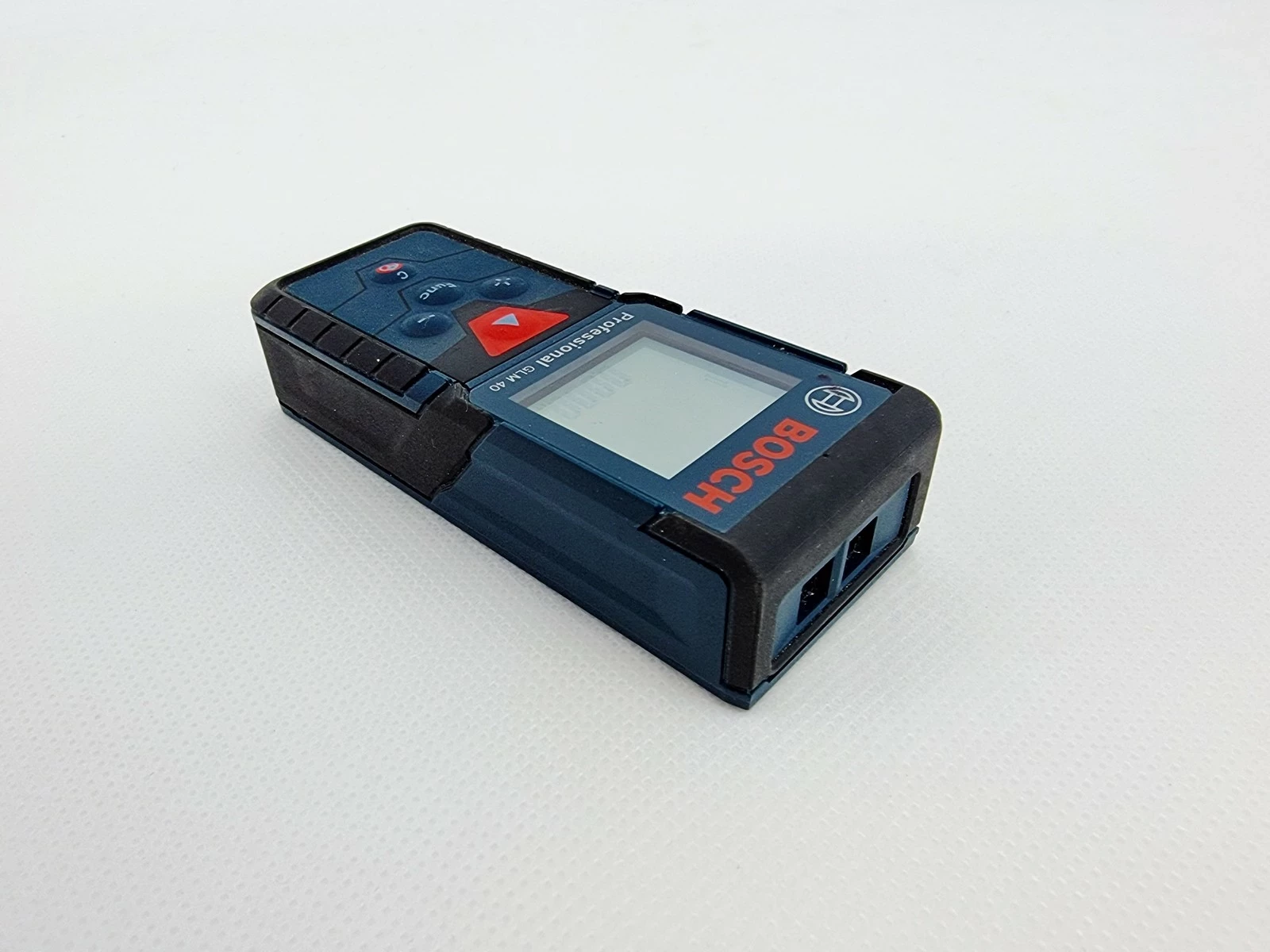 dalmierz-laserowy-glm-40-bosch-stan-11323-2