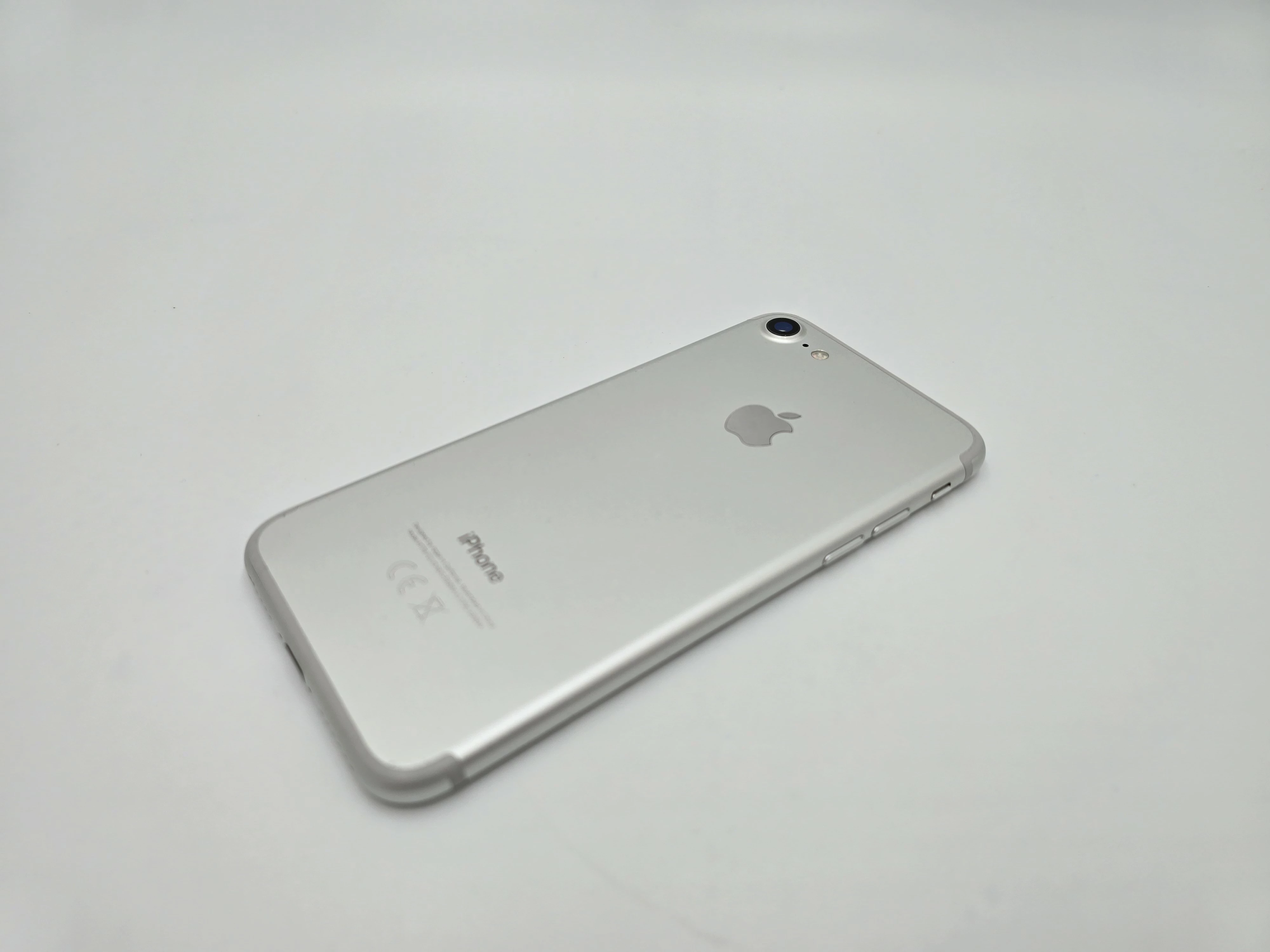 telefon-iphone-7-32gb-pudelko-kondycja-100-przekatna-ekranu-47