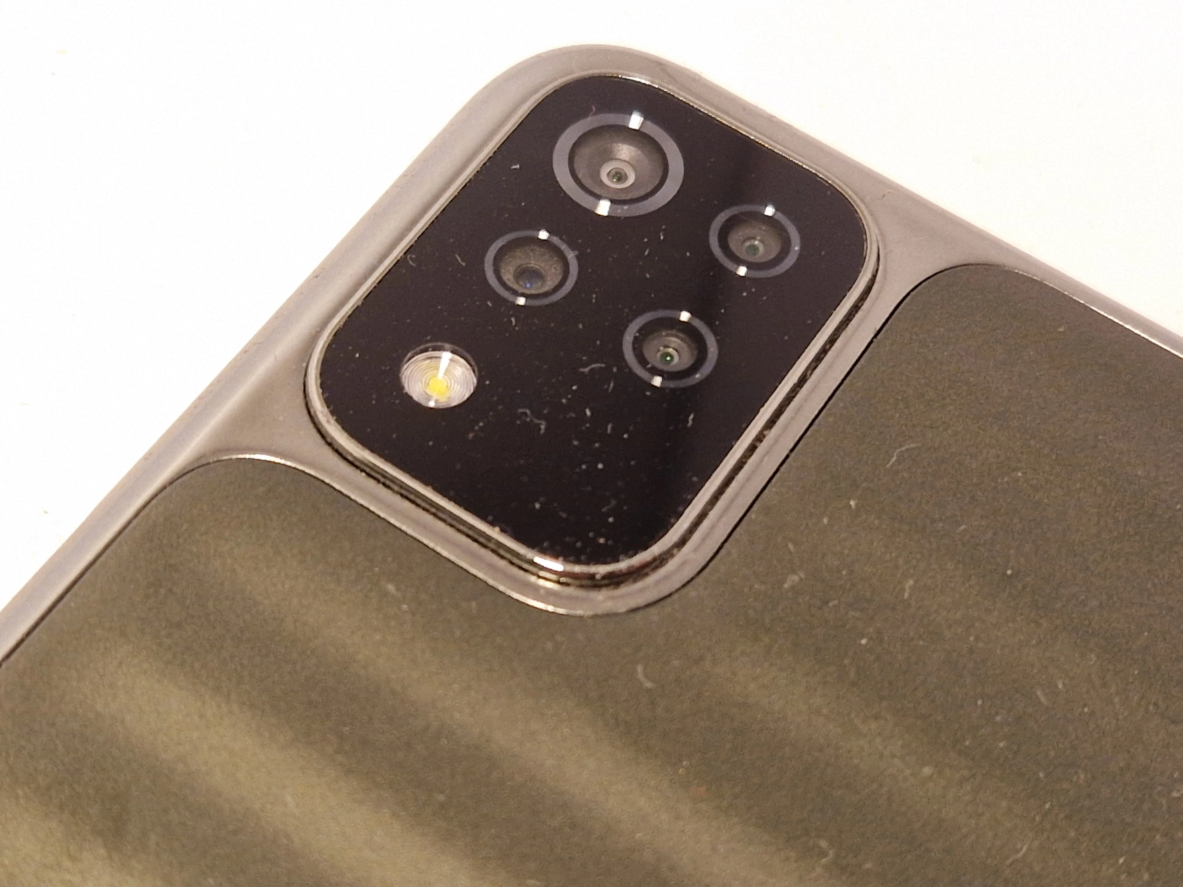 telefon-lg-k42-kod-producenta-lm-k420emw