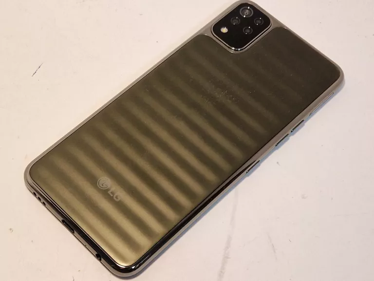 telefon-lg-k42-stan-11323-2