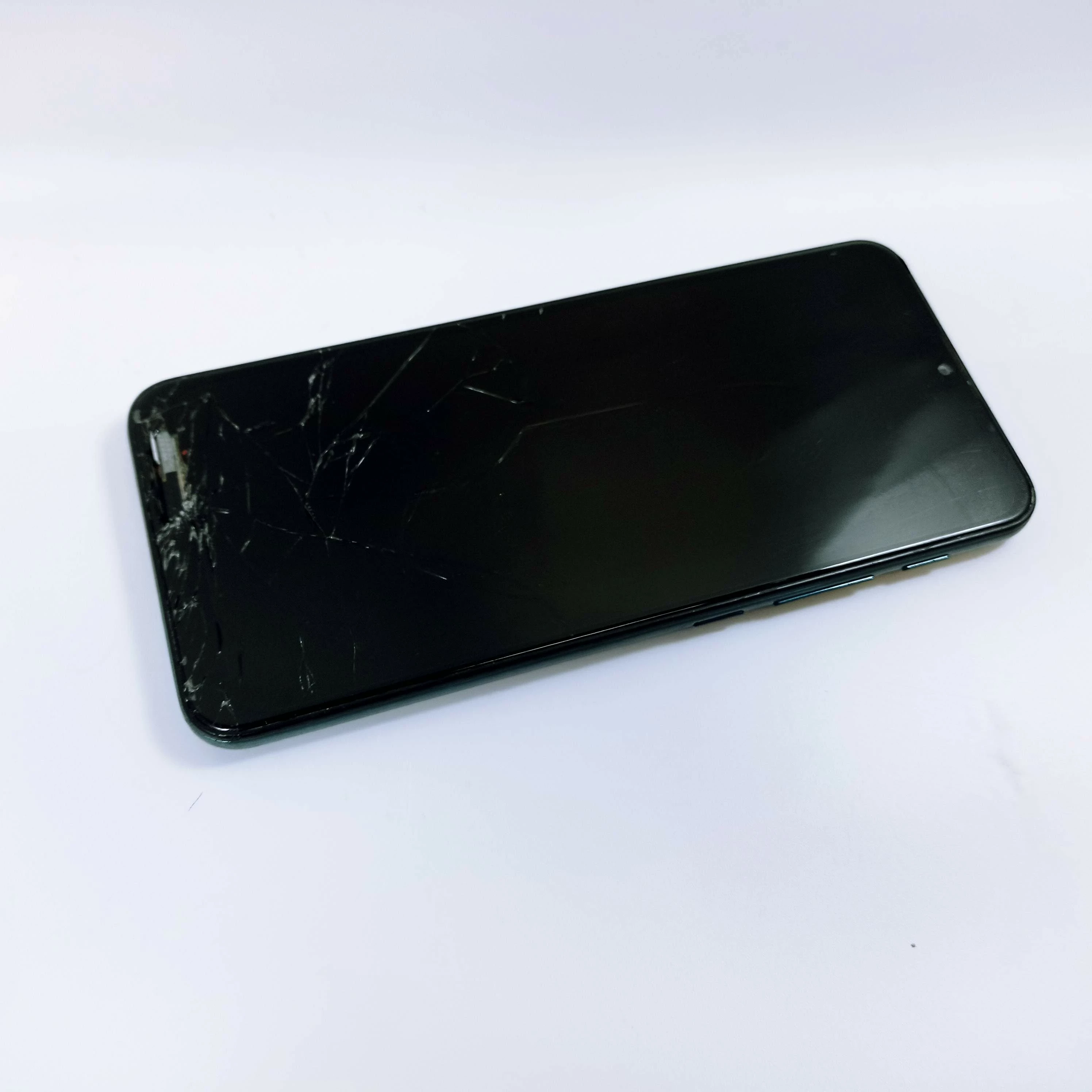 telefon-motorola-moto-g9-play-at-opis-ean-gtin-0840023209673