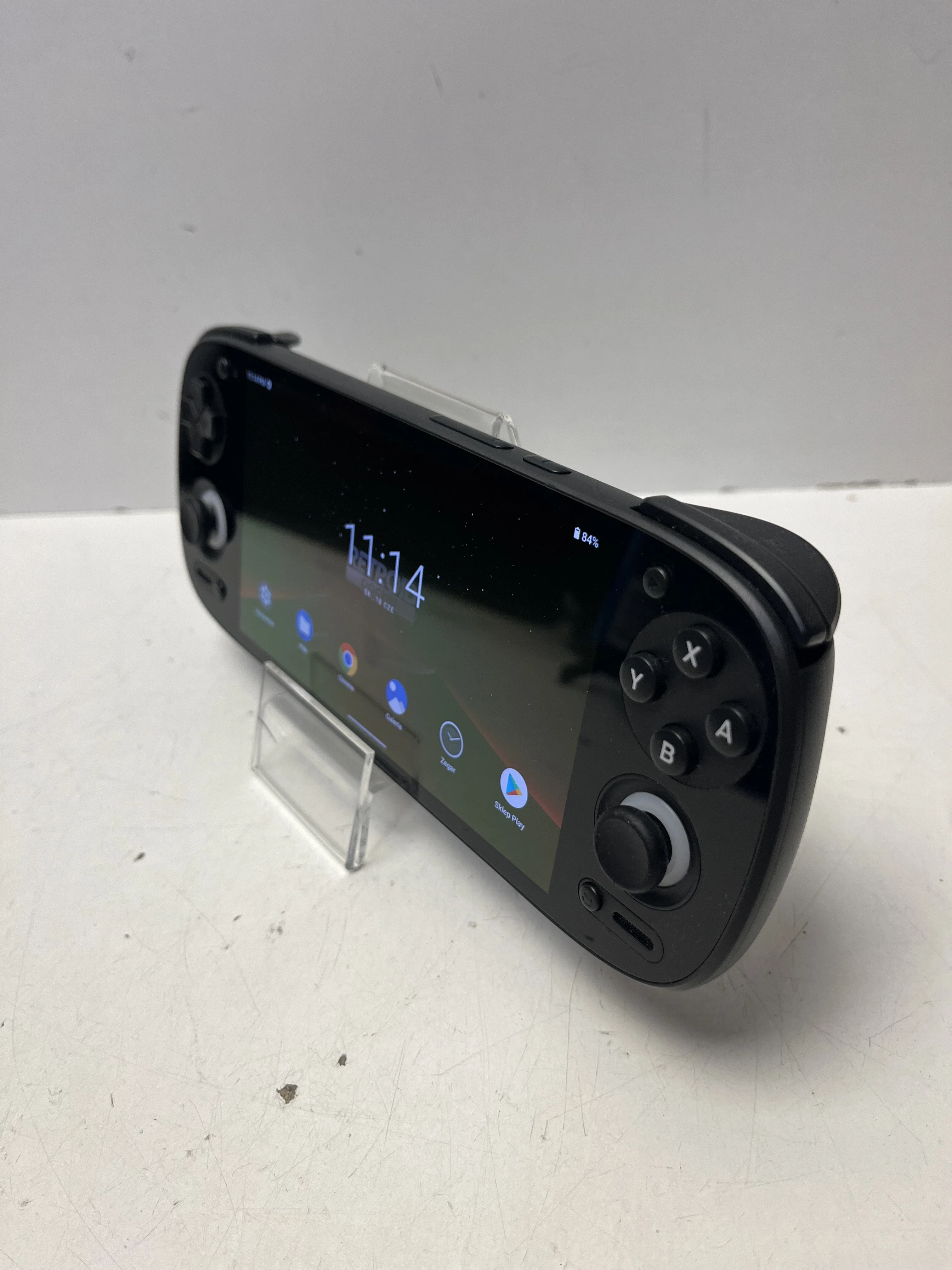 konsola-retroid-pocket-5-model-pocket-5