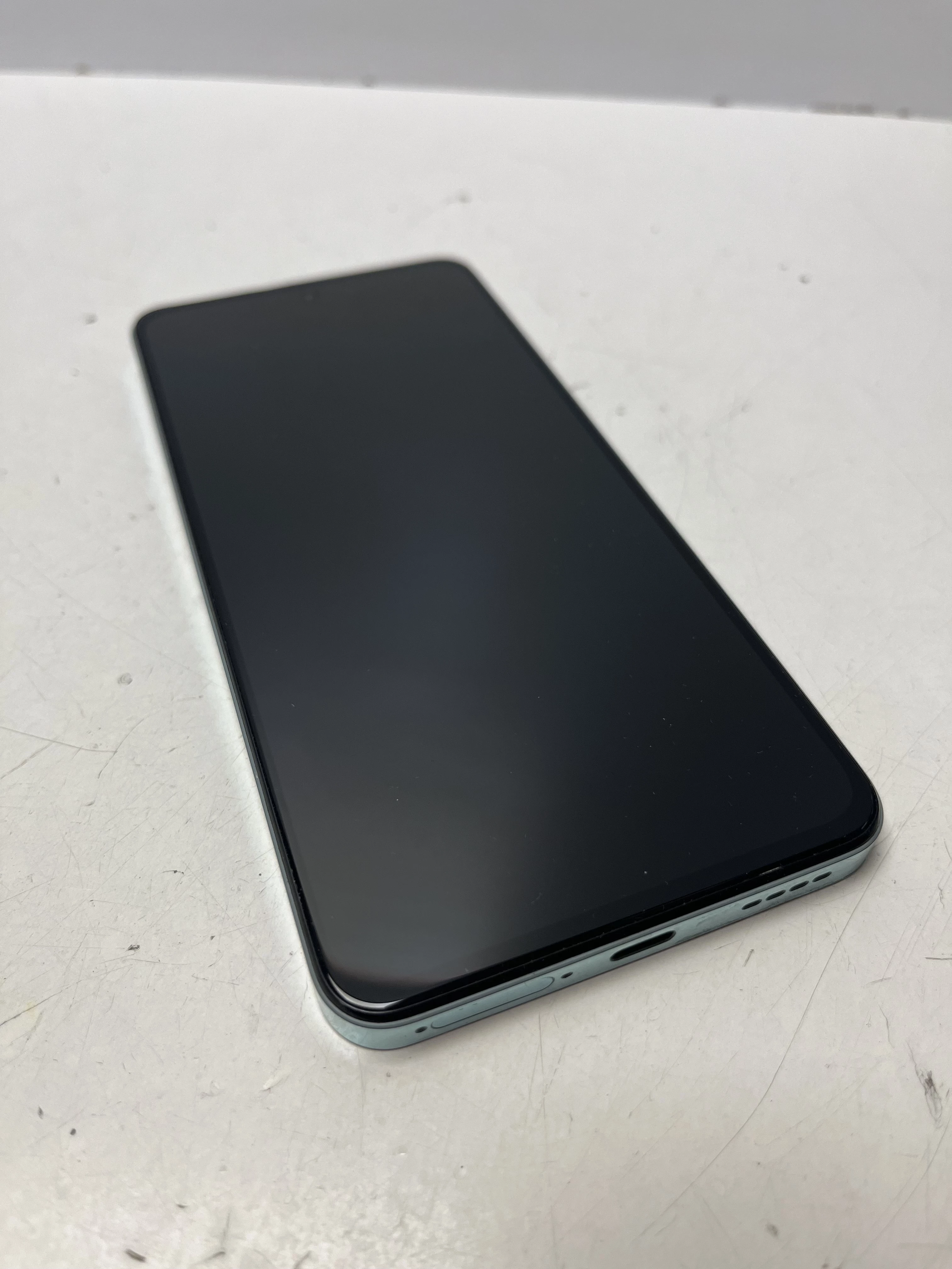 telefon-realme-12-8256gb-stan-11323-2