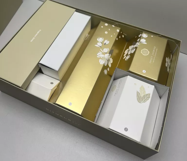 rituals-premium-home-gift-set-5-luksusowych-niespodzianek-stan-11323-1