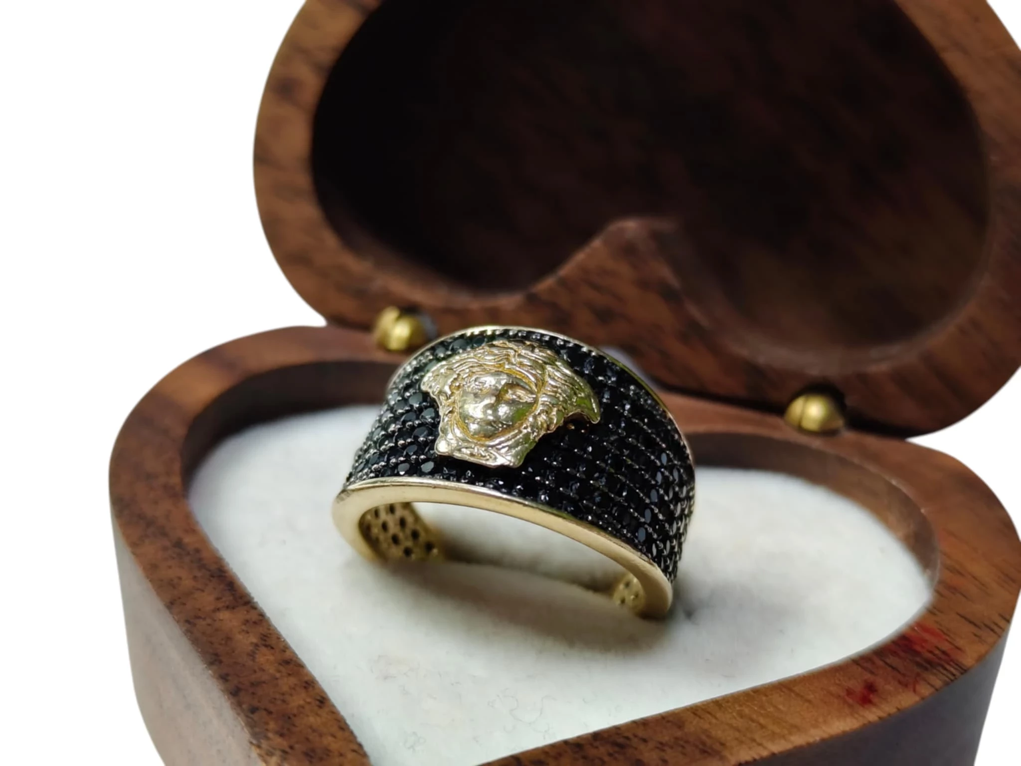 okazaly-zloty-pierscionek-14-k-522-g-r16-glowa-meduzy-czarne-cyrkonie-kamien-17088-128