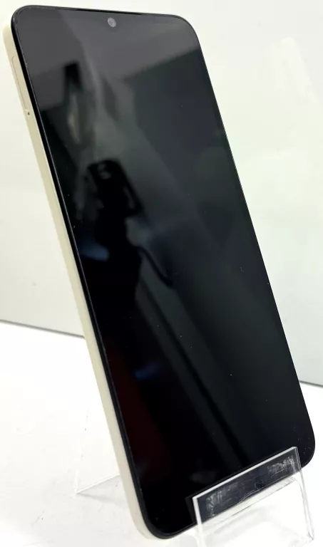 telefon-moto-e13-2gb64gb-bialy-ean-gtin-840023242441