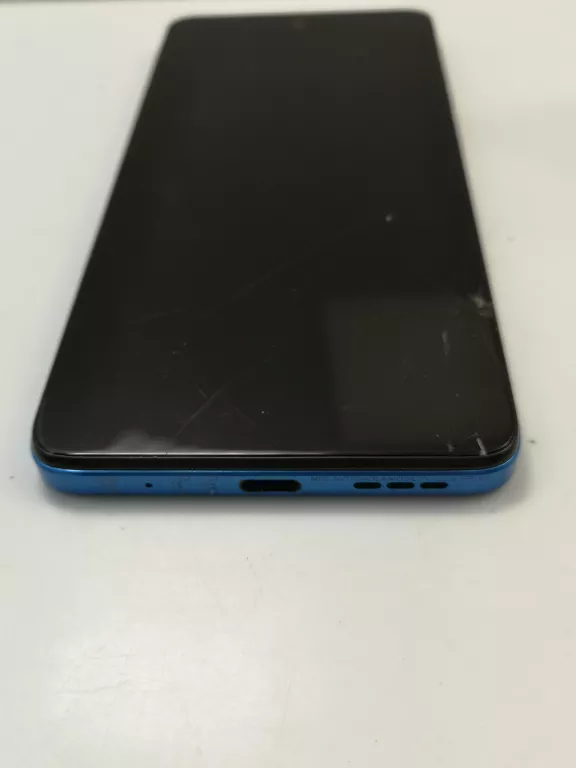 telefon-motorola-moto-g04-3-opis-wbudowana-pamiec-202869-214189