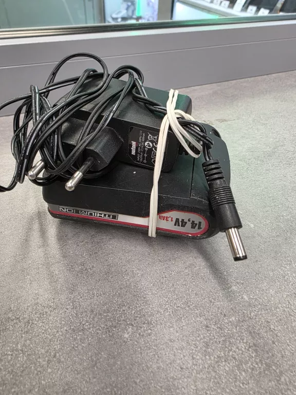 wkretarka-nutool-red-npk14lpl-pojemnosc-akumulatora-100