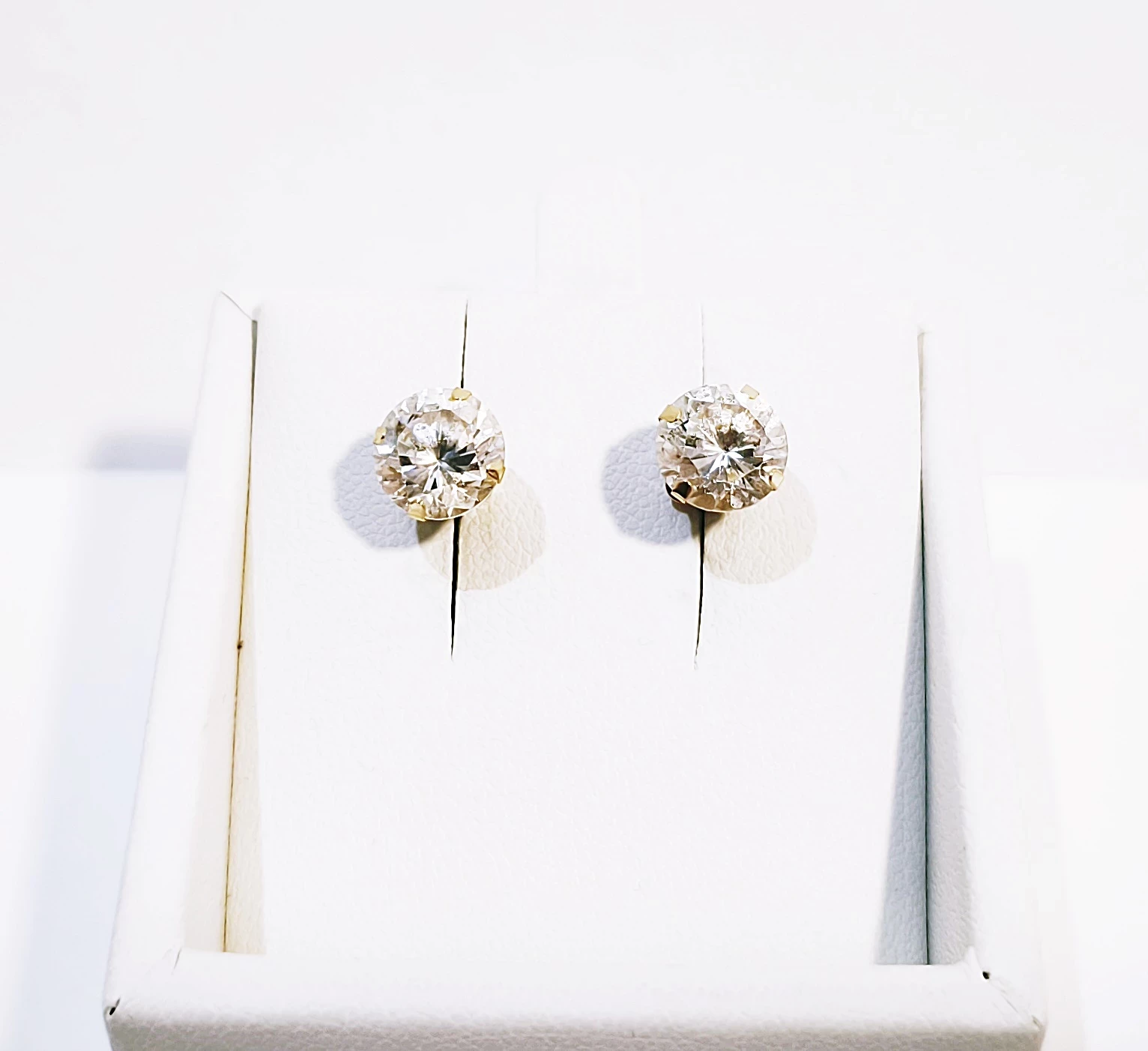 cudowne-zlote-kolczyki-585-178-g-ean-gtin-5905868205275