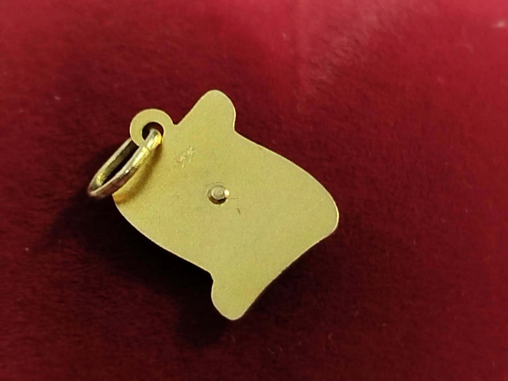 delikatny-zloty-medalik-z-matka-boska-czestochowska-proba-585-waga-079-g-kod-producenta-medalik