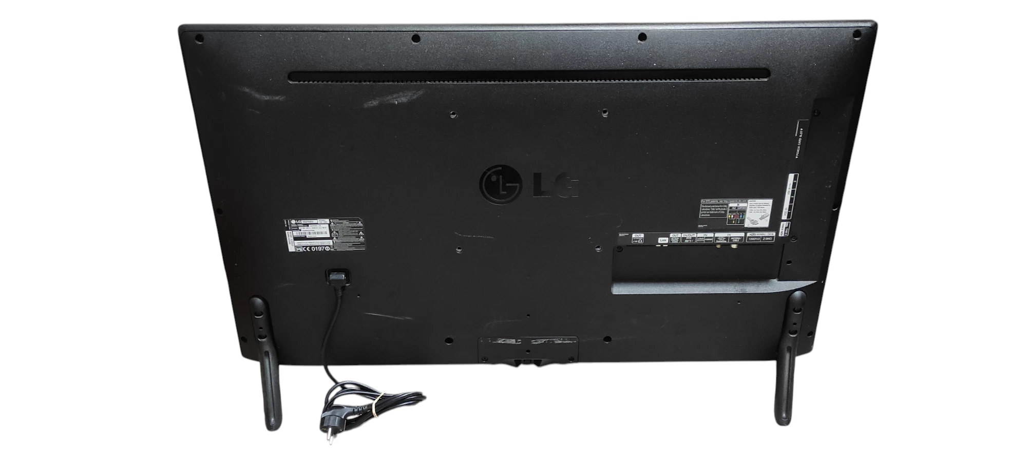 telewizor-40-lg-40uf695v-pilot-kabel-przekatna-ekranu-cale-4000