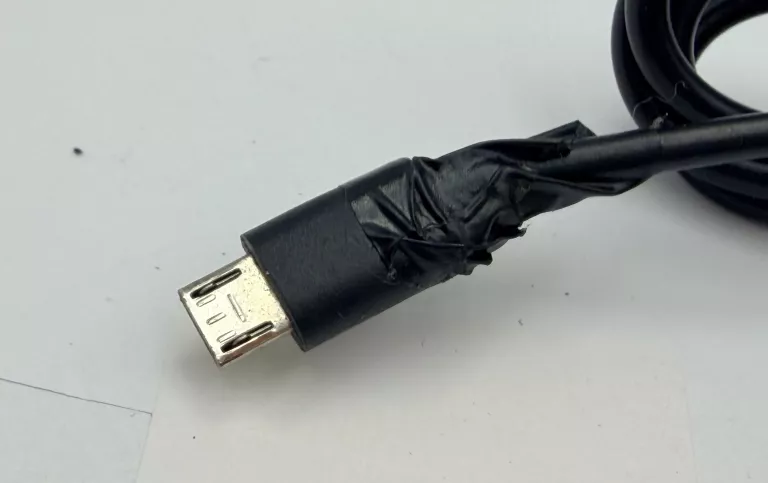 sluchawki-playstation-bezprzewodowe-zawiera-baterie-250685-2006717