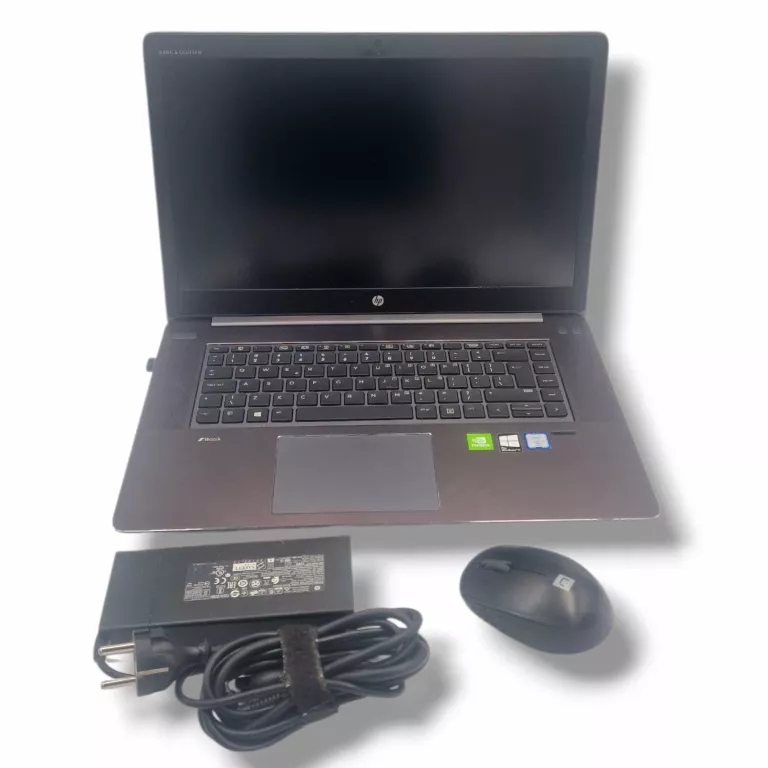 laptop-hp-zbook-studio-g3-polecamy-przekatna-ekranu-156