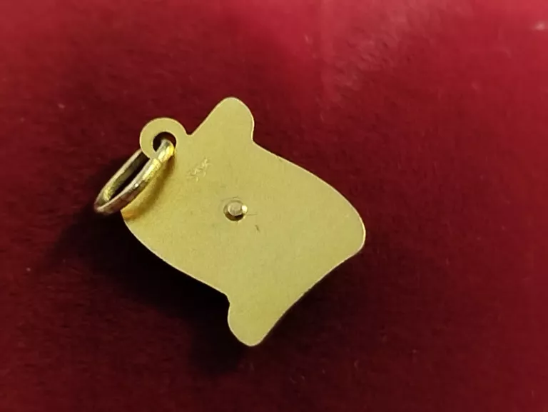 delikatny-zloty-medalik-z-matka-boska-czestochowska-proba-585-waga-079-g-kod-producenta-medalik