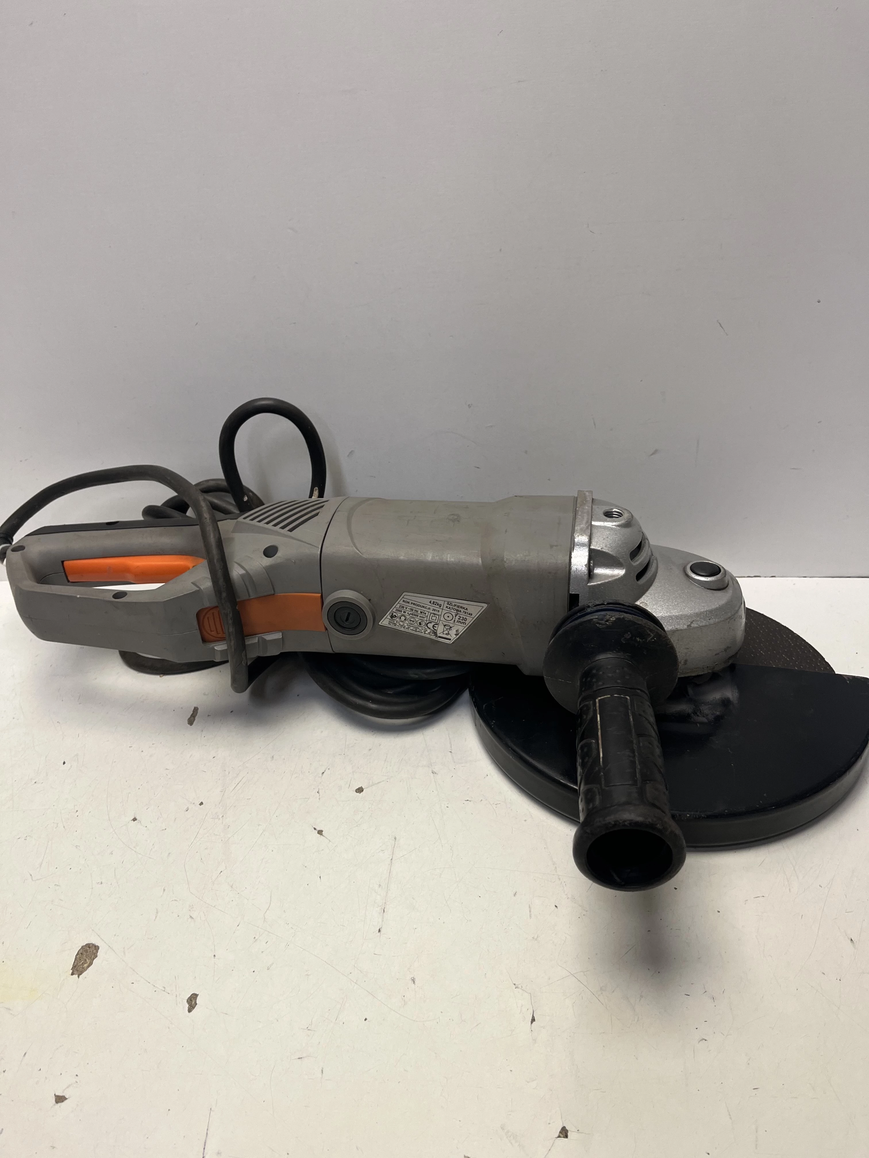 szlifierka-katowa-79149-2000w-osiedle-teatralne-3u15-krakow