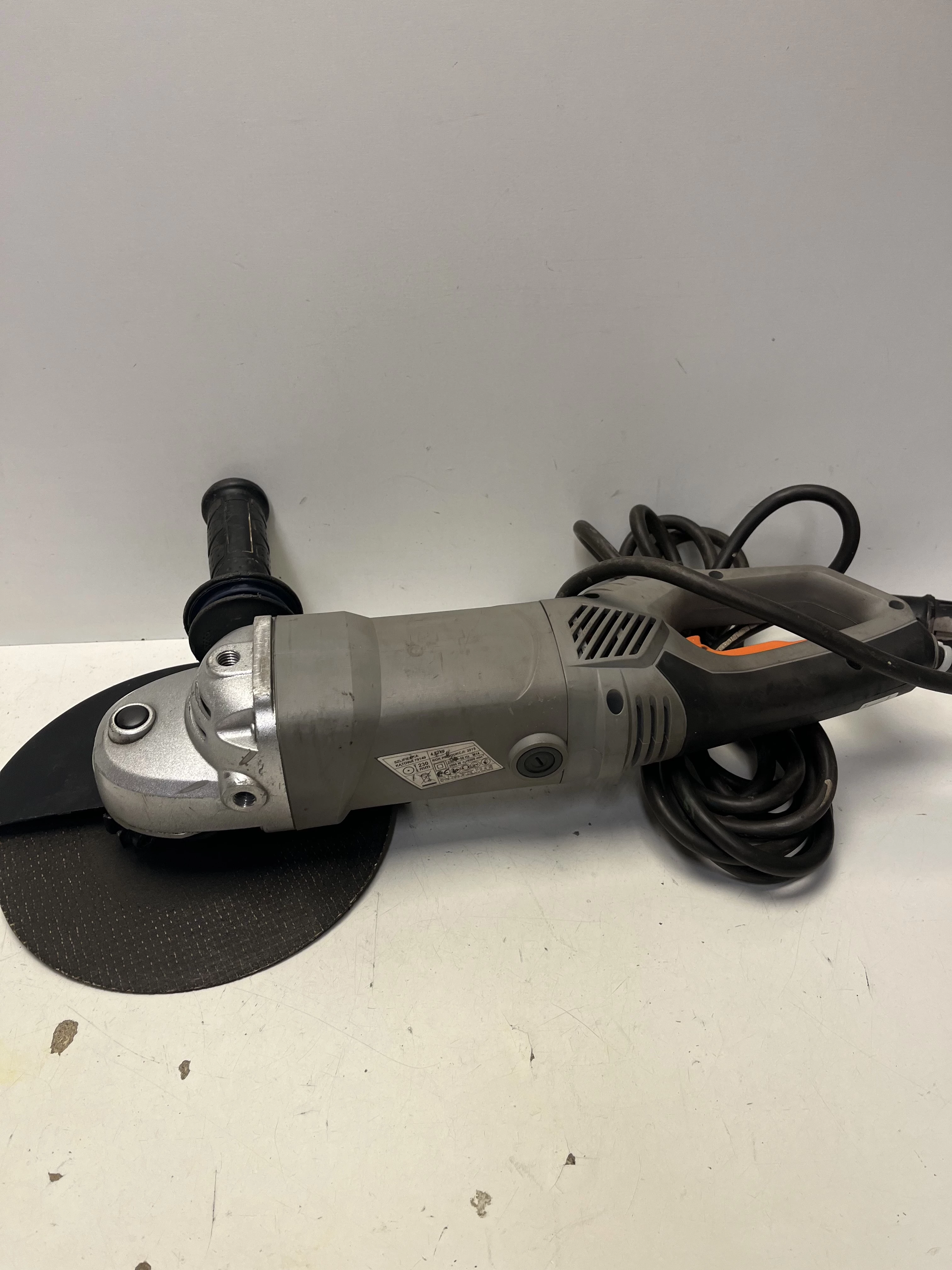 szlifierka-katowa-79149-2000w-kod-producenta-szlifierka-79149